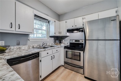 Opportunity knocks on highly desirable Wilmington Island! Priced - photo 5