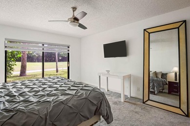 Updated 2-bedroom + den, 2-bathroom first-floor unit with golf - photo 21