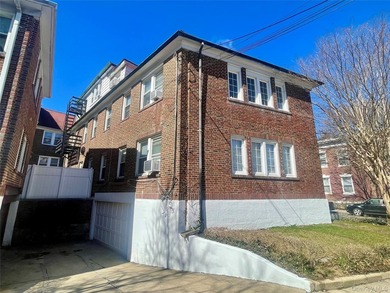 Woodlawn legal brick Triplex! Well maintained home with 3 bright - photo 30