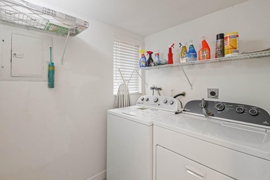 Updated 2-bedroom + den, 2-bathroom first-floor unit with golf - photo 31