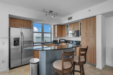 Turnkey, furnished, modern 3-bed, 2-bath condo in North Bay - photo 7