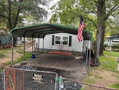 Lake Home For Sale in Gun Barrel City, Texas