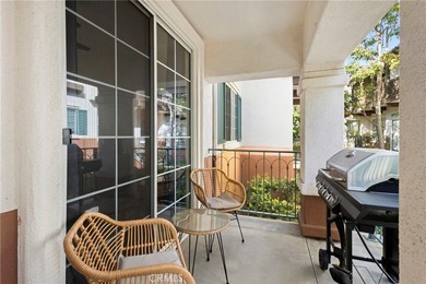 Welcome to this beautifully updated, move-in ready townhouse - photo 4
