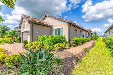 Lake Home For Sale in Bradenton, Florida