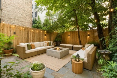 262 West 25th St - photo 1