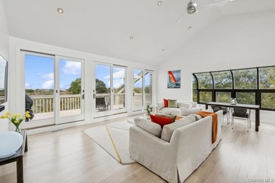 Luxury meets lifestyle in this beautifully renovated designer - photo 8