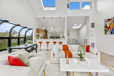 Luxury meets lifestyle in this beautifully renovated designer - photo 9