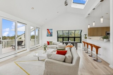 Luxury meets lifestyle in this beautifully renovated designer - photo 10