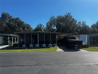 Lake Harris Home For Sale in Leesburg Florida