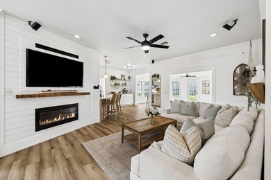 Discover coastal living in this 3-bedroom, 2-bath ranch-style - photo 15