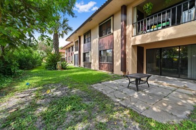 Discover this charming 2-bedroom, 2-bathroom ground floor - photo 20