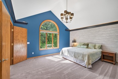 Welcome to 4929 West Lane, Minnetonka, Minnesota Nestled on a - photo 23