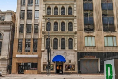 Spectacular and gorgeous 3 bdrm, 2 bath condo 1,602sqft, open - photo 31