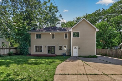 Welcome to 4929 West Lane, Minnetonka, Minnesota Nestled on a - photo 50