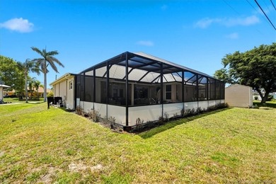 Welcome to this stunning 3 bedroom, 2.5 baths POOL home at - photo 24