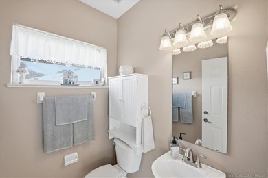 Welcome to this stunning 3 bedroom, 2.5 baths POOL home at - photo 33