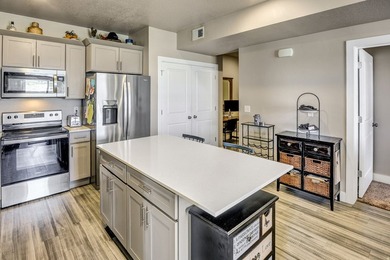 SELLER OFFERING 3% TOWARDS BUYERS CLOSING COSTS + RATE BUY DOWN! - photo 6
