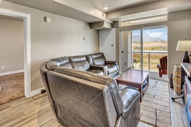 SELLER OFFERING 3% TOWARDS BUYERS CLOSING COSTS + RATE BUY DOWN! - photo 9