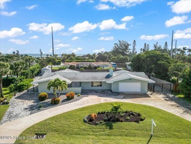 Indian River Home Active Under Contract in Melbourne Beach Florida