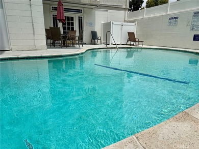 Those in-the-know, know Belmont Heights is the place to live in - photo 23