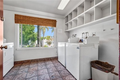 Those in-the-know, know Belmont Heights is the place to live in - photo 24