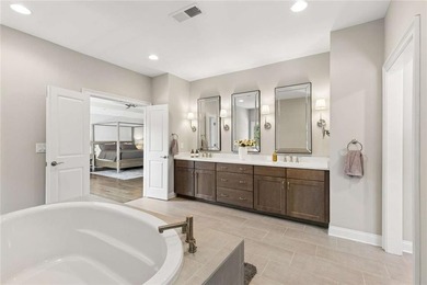 Gorgeous Private Retreat. Showcase home set on a beautifully - photo 34