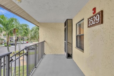 GREAT 2/2 CONDO WITH LAKE VIEW...2 CLUB HOUSES WITH GREAT - photo 3