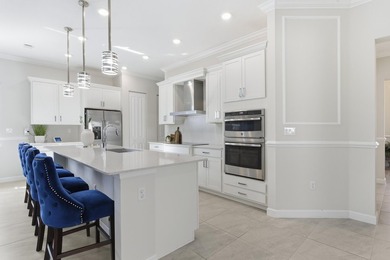 Well Appointed 3 bedrooms 2.5 bath home located on the lake in - photo 7
