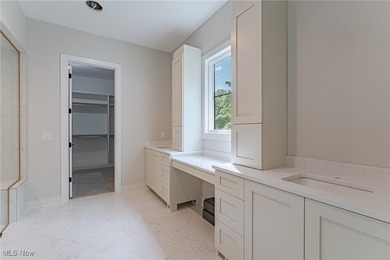 This brand-new Kingdom Home Builders custom residence, currently - photo 10