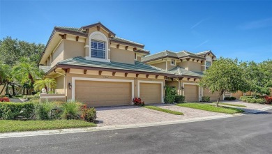 Lake Uihlein Condo For Sale in Lakewood Ranch Florida