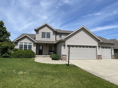 Like a new home on the corner of the lake in the Country Ridge - photo 2