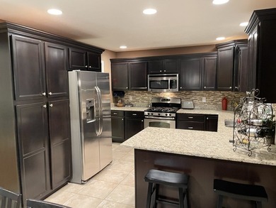 Like a new home on the corner of the lake in the Country Ridge - photo 8