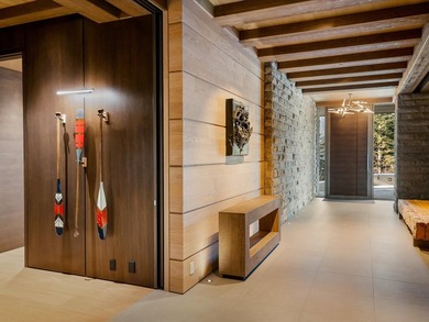 There are homes in Whistler. And then there are homes that - photo 36