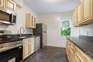 HAVE YOU BEEN LOOKING FOR A DUPLEX WHERE YOU CAN LIVE IN ONE - photo 7