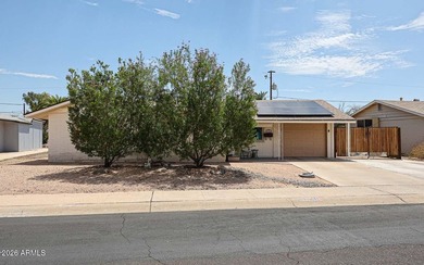 Welcome to Phase 1 of Sun City! This Ready-To-Enjoy 2-BDRM - photo 1