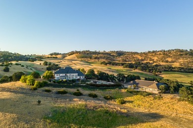 The 9,353.45-acre Buckeye Creek Ranch is a world-class - photo 14