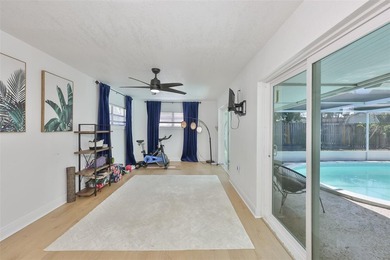 Short Sale. Welcome to this inviting 3-bedroom, 2-bathroom home - photo 22