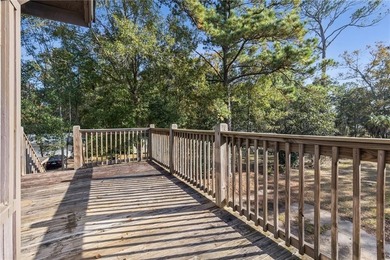 NEW PRICE!! This large waterfront four bedroom, three bath brick - photo 23