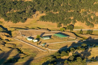 The 9,353.45-acre Buckeye Creek Ranch is a world-class - photo 24