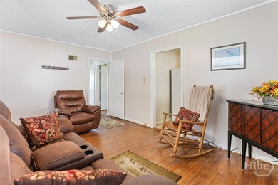 Perfect home for the person in the market for the first home - photo 9