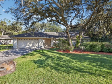 (private lake, pond, creek) Home For Sale in Lakeland Florida