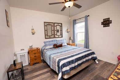 Welcome to Cobblestone! This beautiful 3 bedroom, 2 bathroom - photo 14