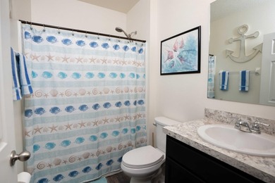 Welcome to Cobblestone! This beautiful 3 bedroom, 2 bathroom - photo 15