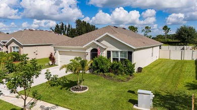 Welcome to Cobblestone! This beautiful 3 bedroom, 2 bathroom - photo 25