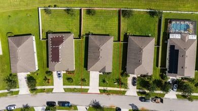 Welcome to Cobblestone! This beautiful 3 bedroom, 2 bathroom - photo 31