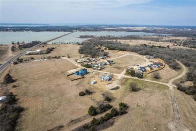 Lake Home For Sale in East Tawakoni, Texas