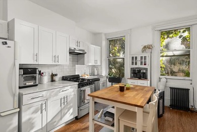 362 West 30th St - photo 8