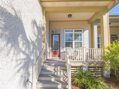 The Minute You Step into this GORGEOUS OCEAN FRONT Turn-Key - photo 4