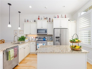 The Minute You Step into this GORGEOUS OCEAN FRONT Turn-Key - photo 7