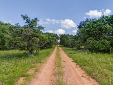 Family land, first time available for sale! Gorgeous natural and - photo 2
